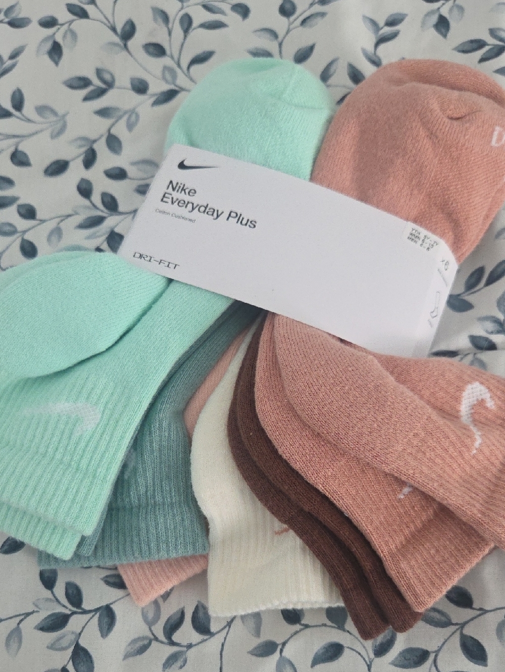 Nike Everyday Plus Dri-Fit Ankle Socks 6 Pair NWT